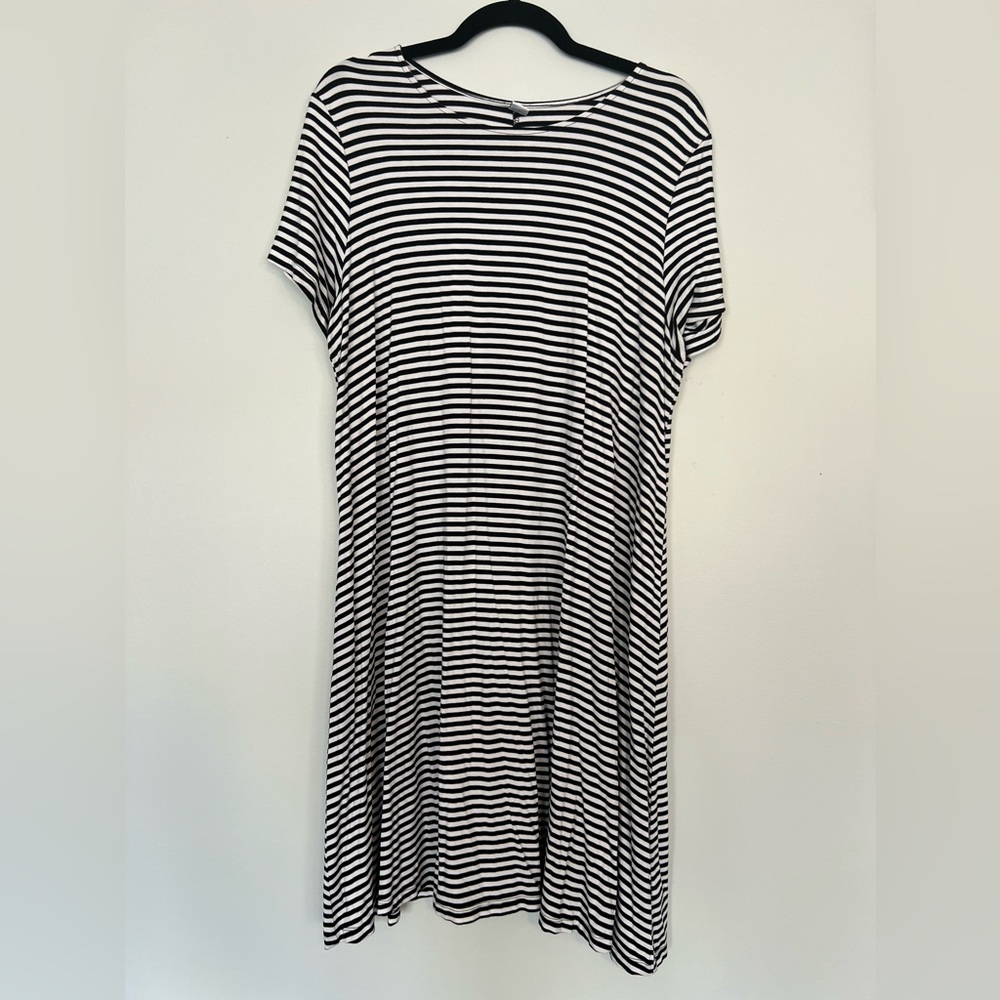 Old Navy Short Sleeve Dress